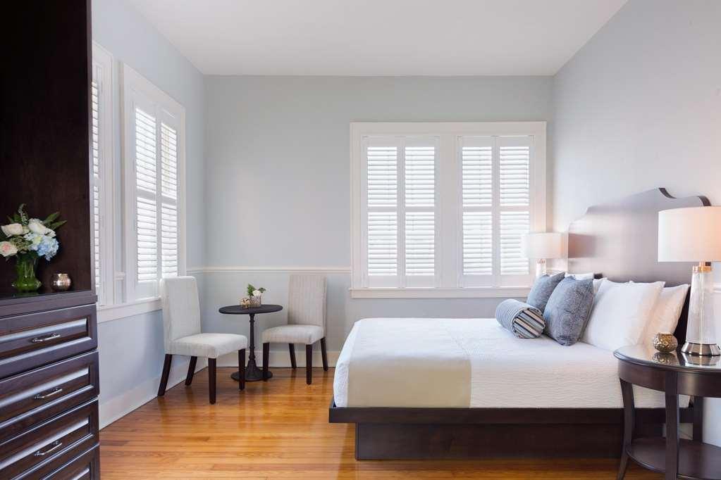 The Elliott House Inn Charleston Exterior photo